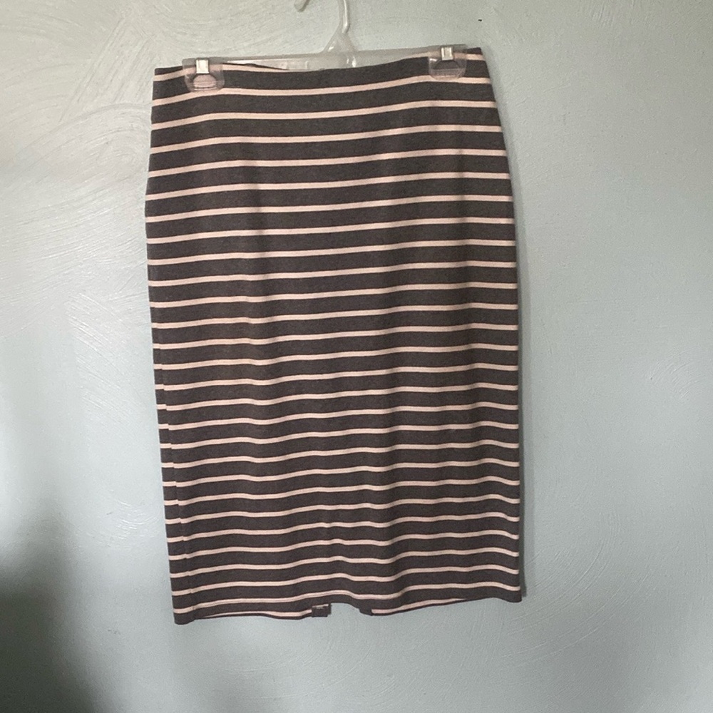Old Navy Gray and Cream Pencil Skirt Midi-length